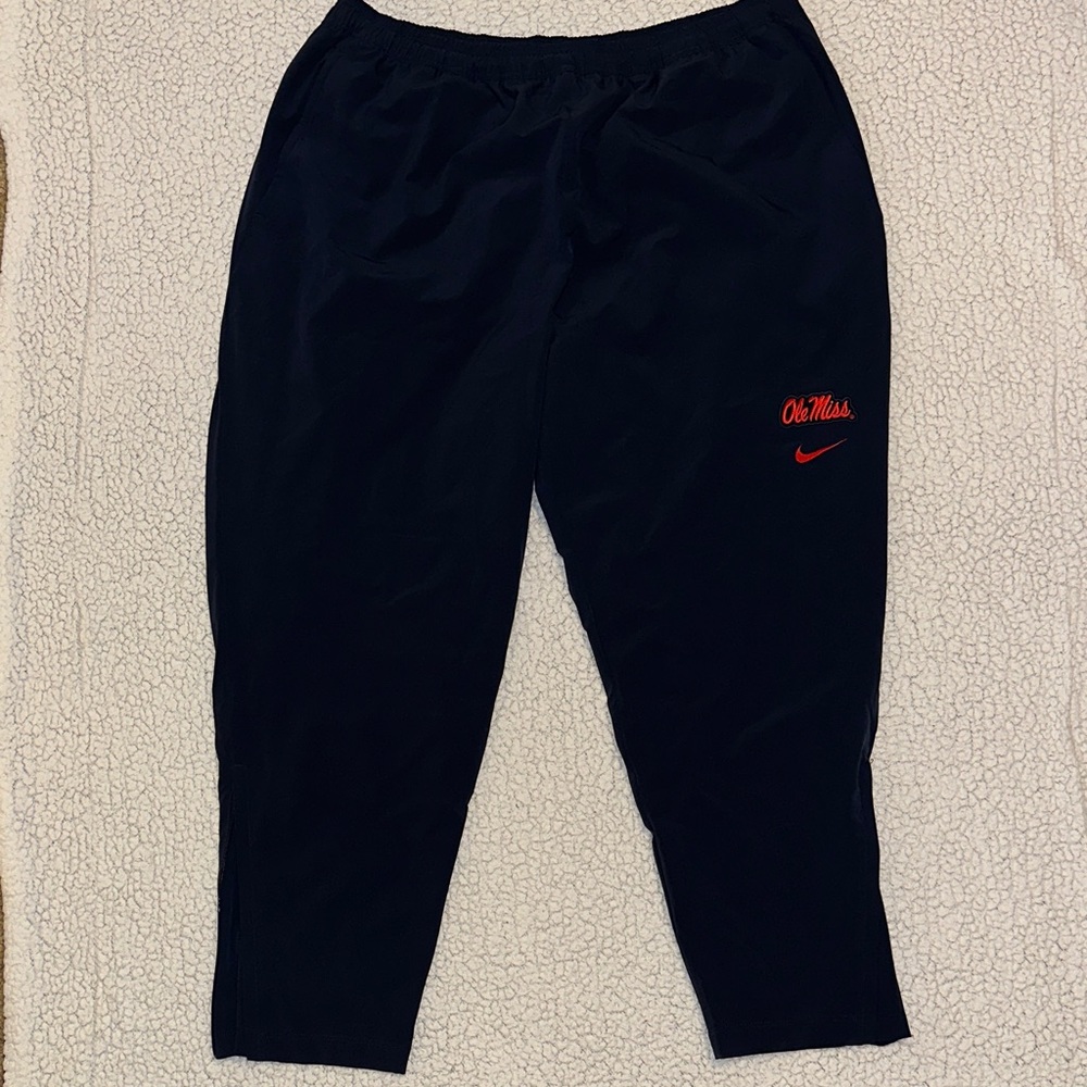 Ole Miss Nike Navy Joggers / Lightweight Windbreaker Pants